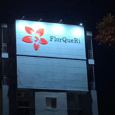 Flor Que Ri - Flats Mobiliados Na Melhor Localizacao Olimpia Exterior photo