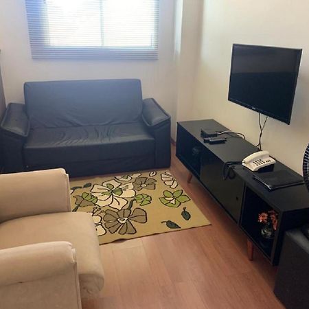 Flor Que Ri - Flats Mobiliados Na Melhor Localizacao Olimpia Room photo