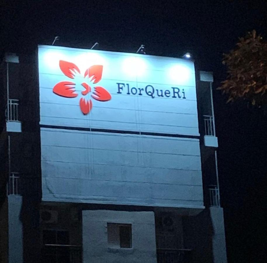 Flor Que Ri - Flats Mobiliados Na Melhor Localizacao Olimpia Exterior photo