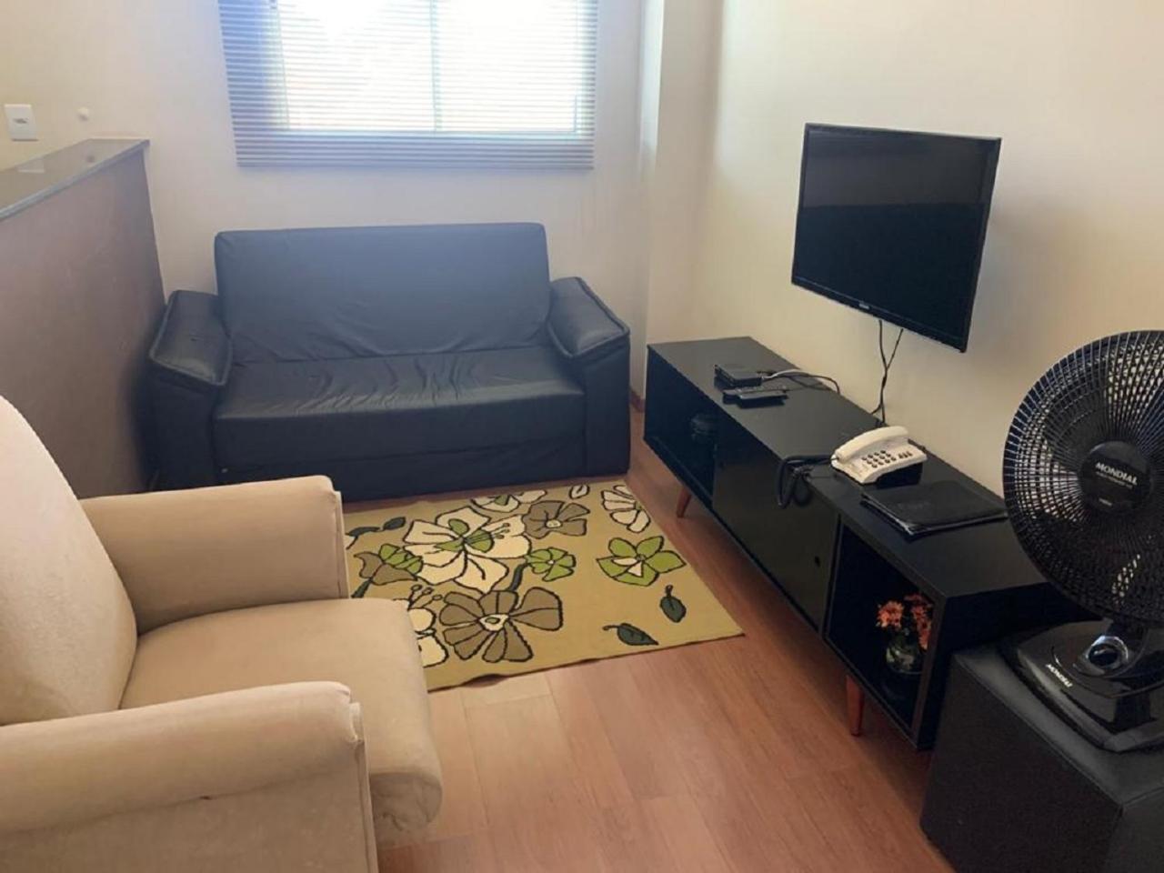 Flor Que Ri - Flats Mobiliados Na Melhor Localizacao Olimpia Room photo