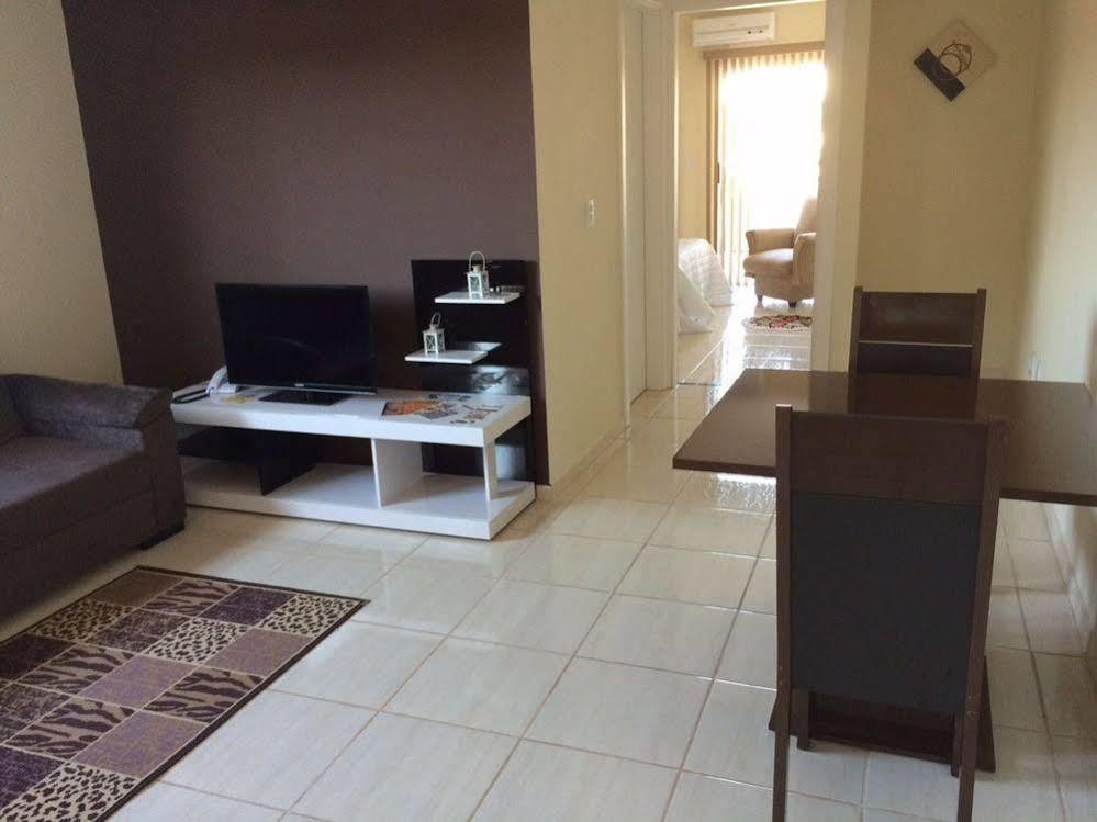 Flor Que Ri - Flats Mobiliados Na Melhor Localizacao Olimpia Exterior photo